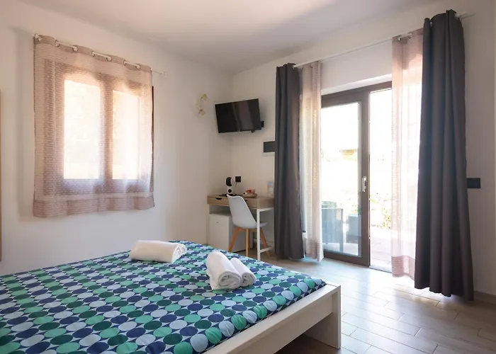 Zenia Rooms